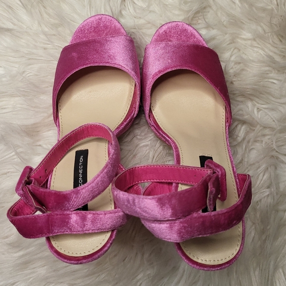 Pink Velour Chunky Heels with Ankle Strap - Picture 4 of 5